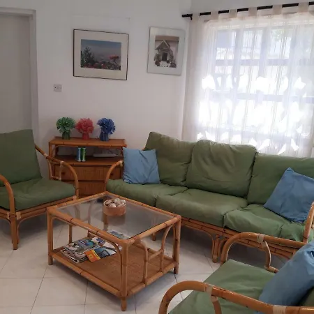 Tatil Evi At Faros Beach